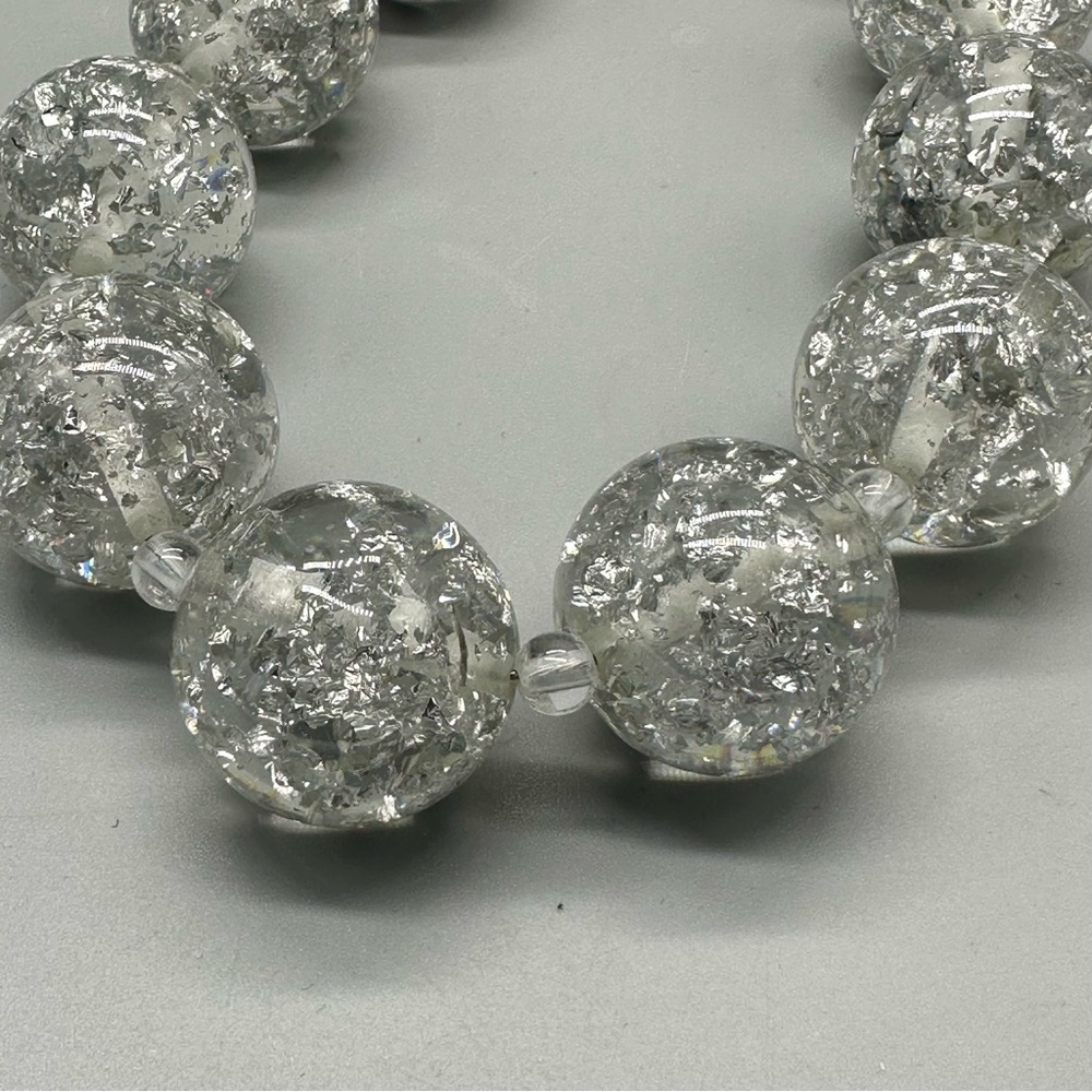 Sassy Jones Silver Tone Lucite Ball Beaded Silver Fleck 35" Necklace Statement - Picture 3 of 5